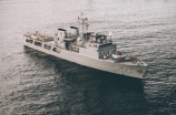 中国首艘全封闭式驱逐舰是怎么研制出来的？